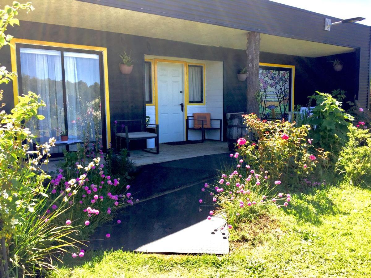 Cabanas Chiloeislife Countryside Castro Exterior foto